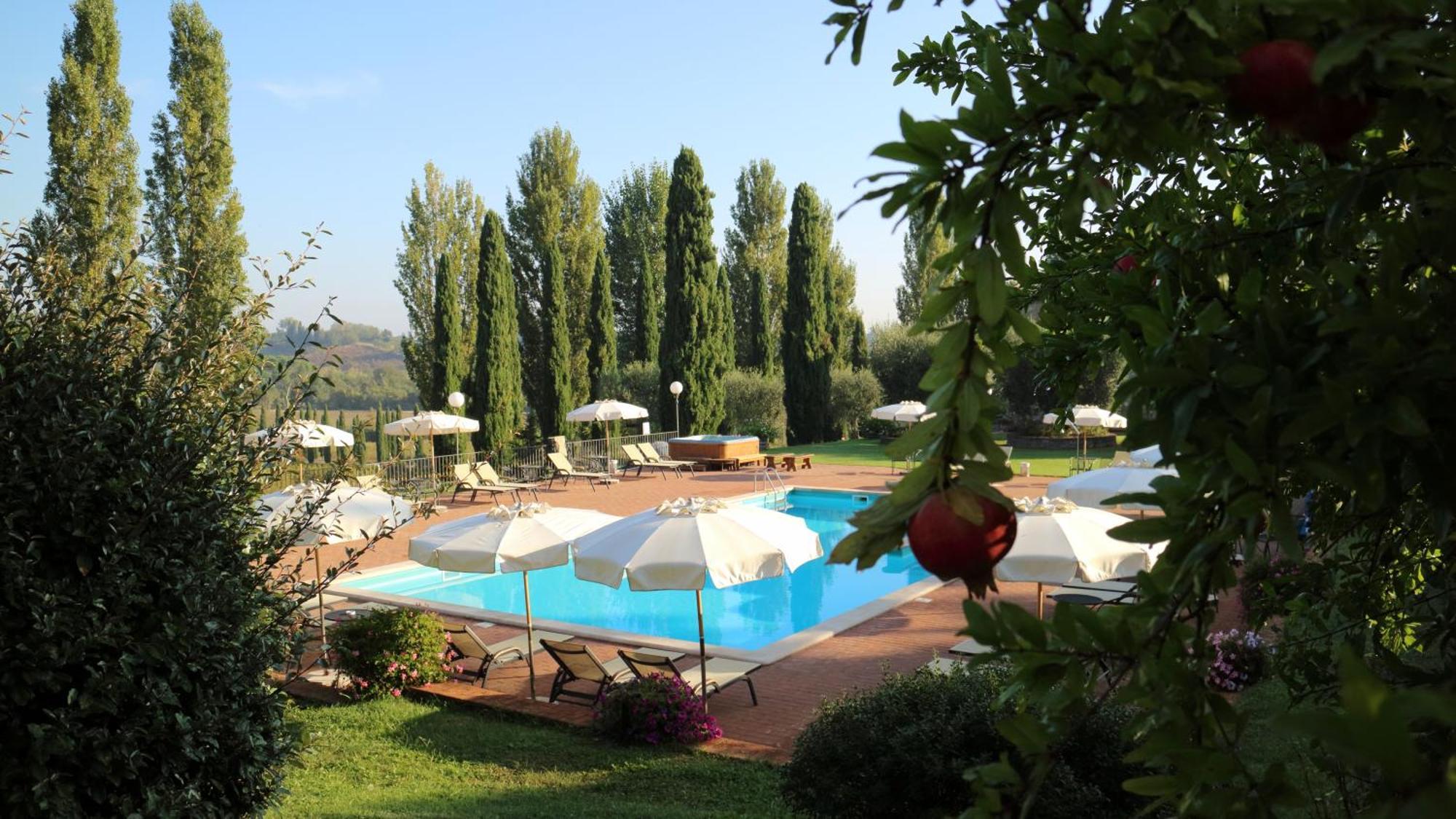 סרטאנו Agriturismo La Sovana מראה חיצוני תמונה