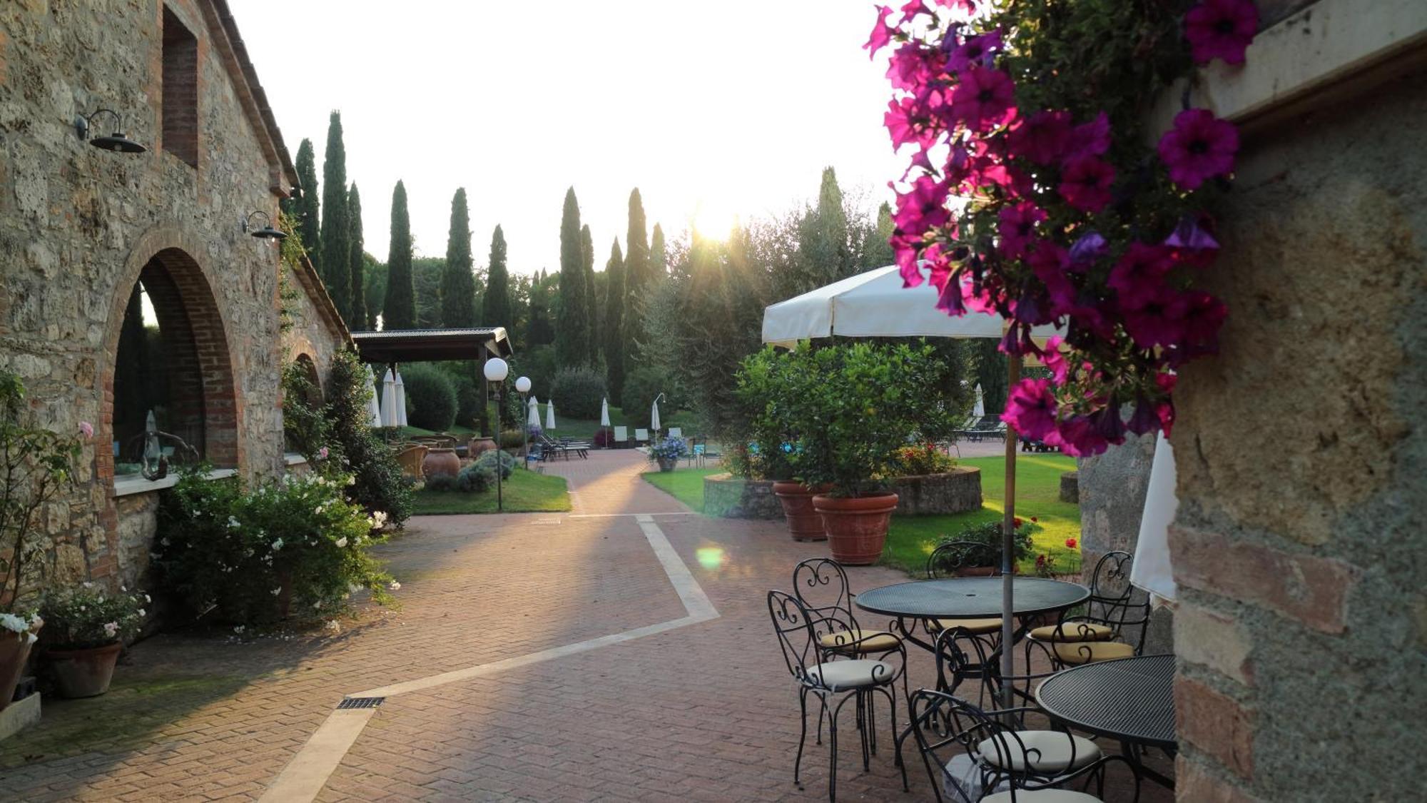 סרטאנו Agriturismo La Sovana מראה חיצוני תמונה