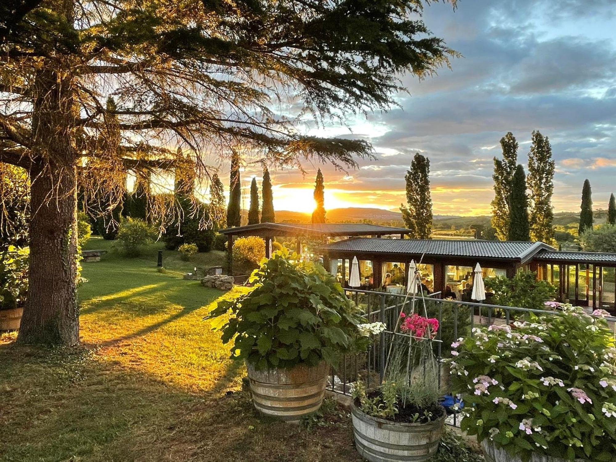 סרטאנו Agriturismo La Sovana מראה חיצוני תמונה